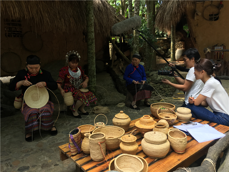 7、央視大型紀(jì)錄片《中國(guó)影像方志》取景檳榔谷 打造保亭文化“影像名片”